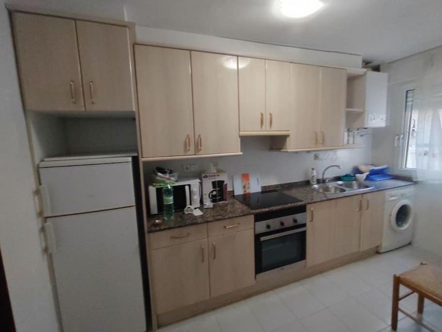 Piso En Ajo Con Piscina Comunitaria Apartment Ngoại thất bức ảnh